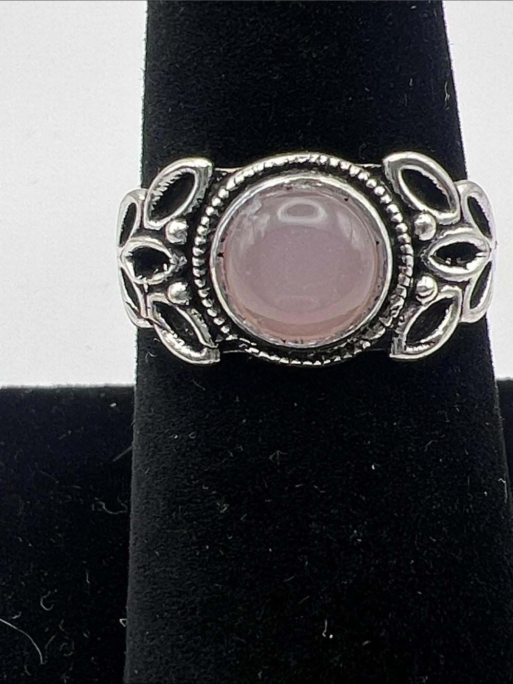 Rose quartz ring size 7